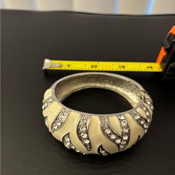 Vintage Cream and Silver Bracelet with Rhinestones - Picture 2 of 11